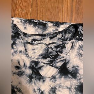 NWOT Size 4 Torrid super soft top